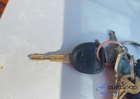 2009 Chevrolet Silverado 1500 Lt из США, поврежденный, VIN 1GCEC29JX9Z298750